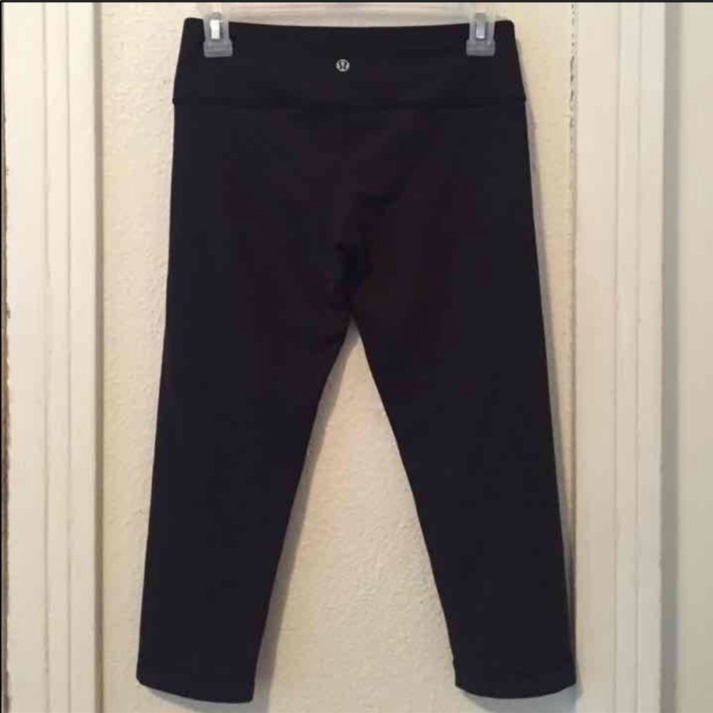 Lululemon Reversible Capri Pants